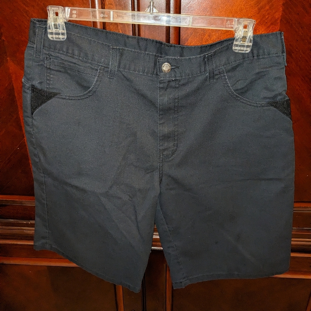 Men's Dickies work shorts sz 36
